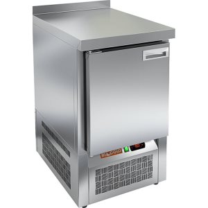 Стол холодильный среднетемпературный HiCold SNE 1/TN замок